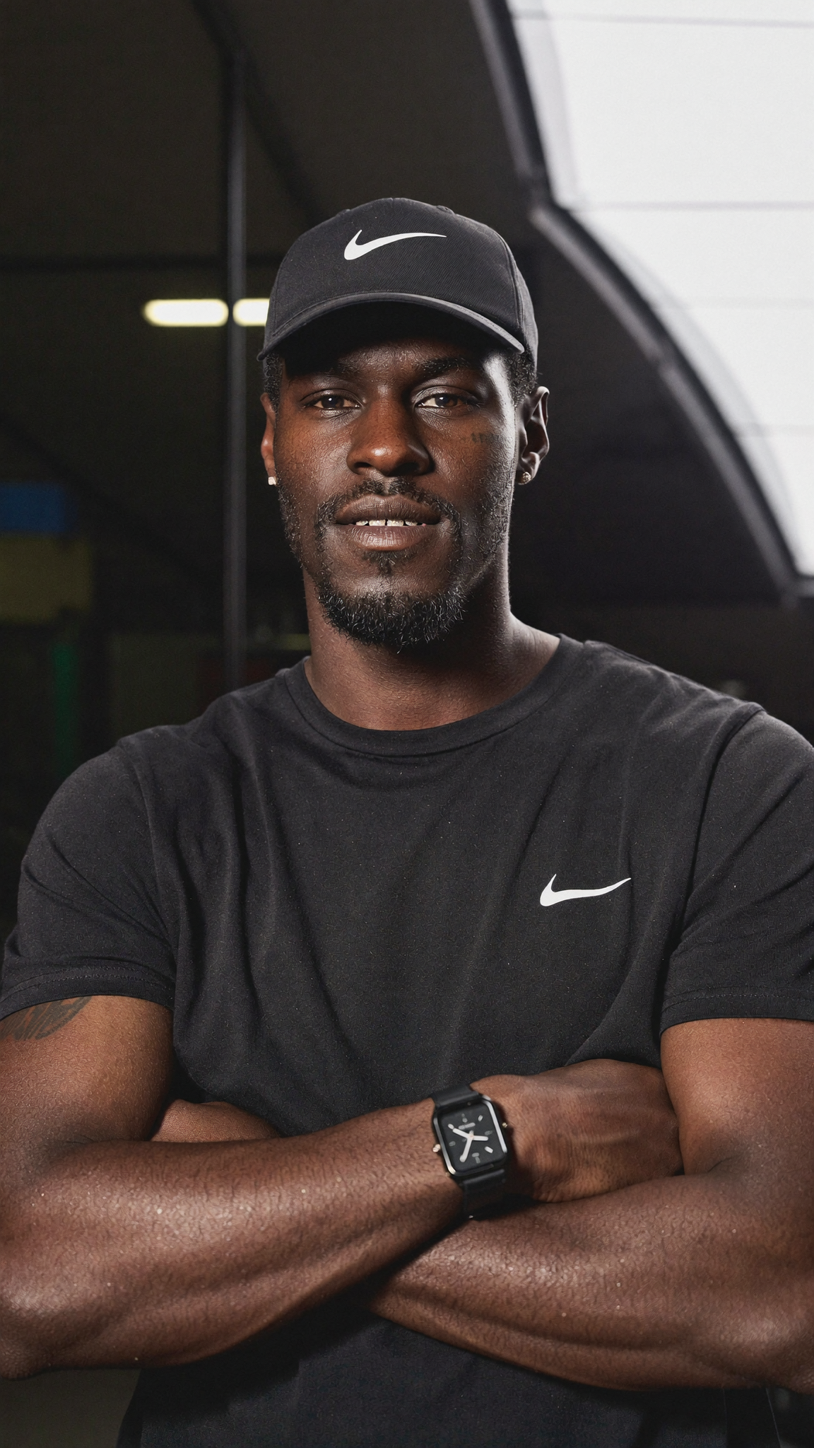 Daj' (DAJAI), Las Vegas rapper — Black Cap, Arms Crossed, 2026